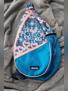 KAVU Rope Sling Bag Blue Pink Geometric Pattern Crossbody Backpack
